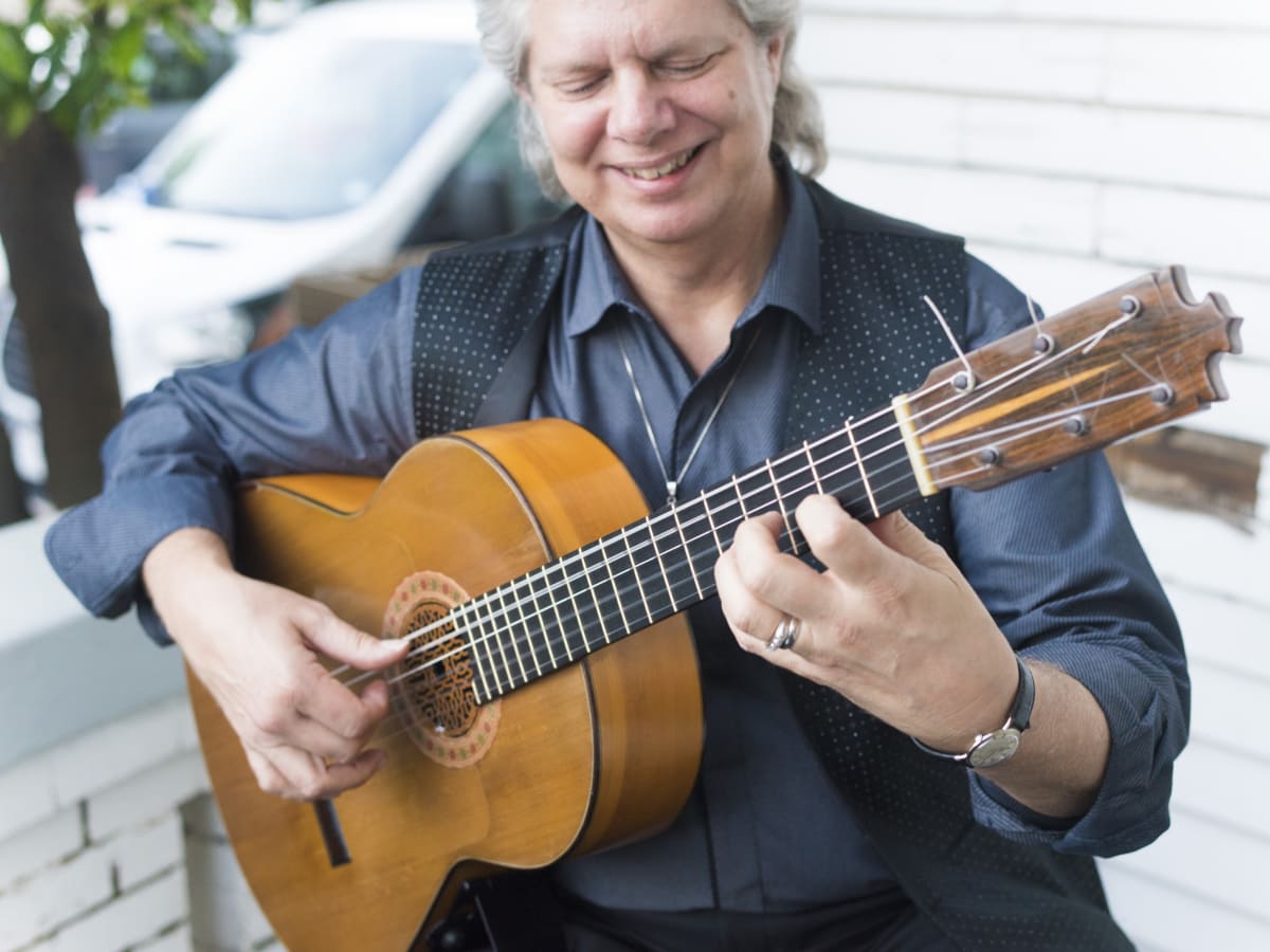 Guitarist Miguel Antonio