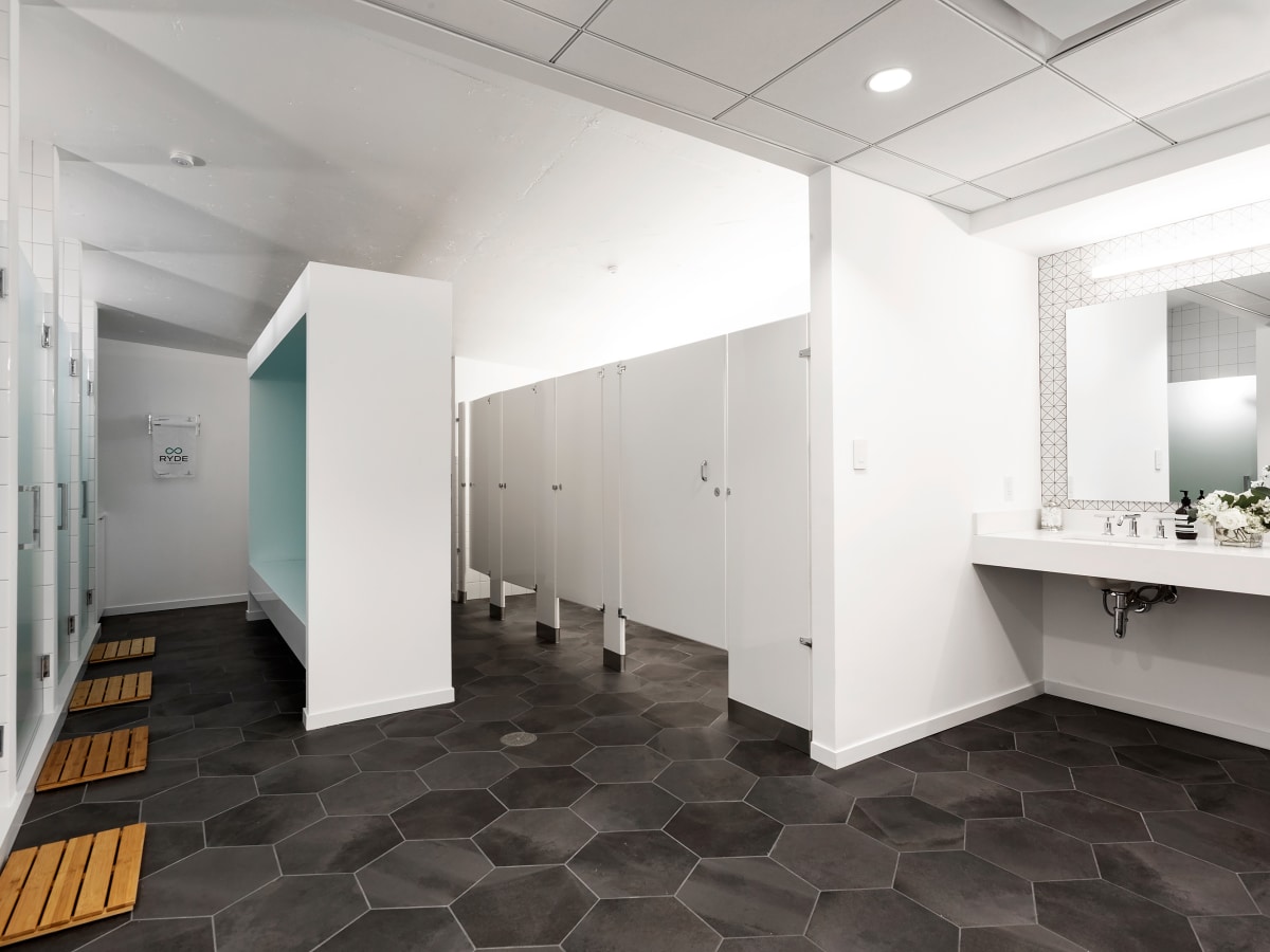 RYDE downtown bathroom