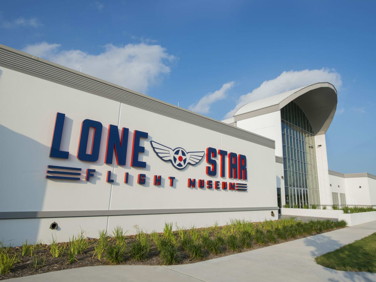 Lone Star Flight Museum exterior