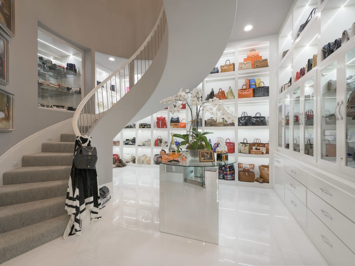 Woodlands three-story closet