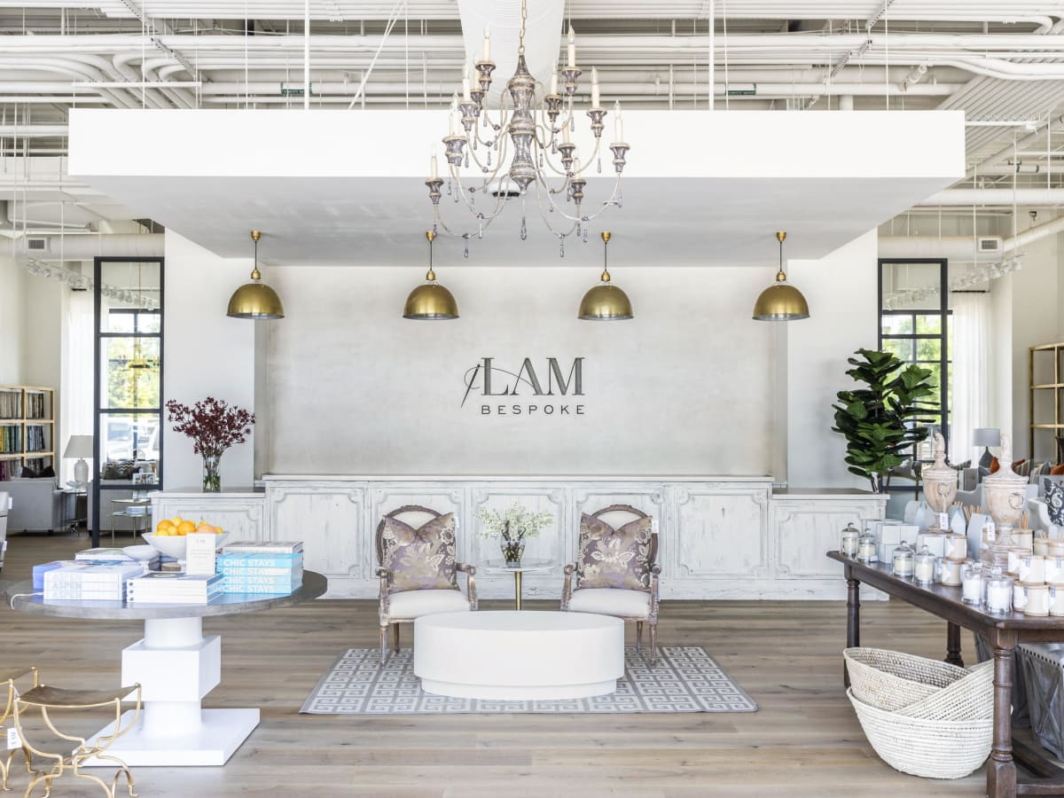 premiere custom designers unveil striking new home in memorial green