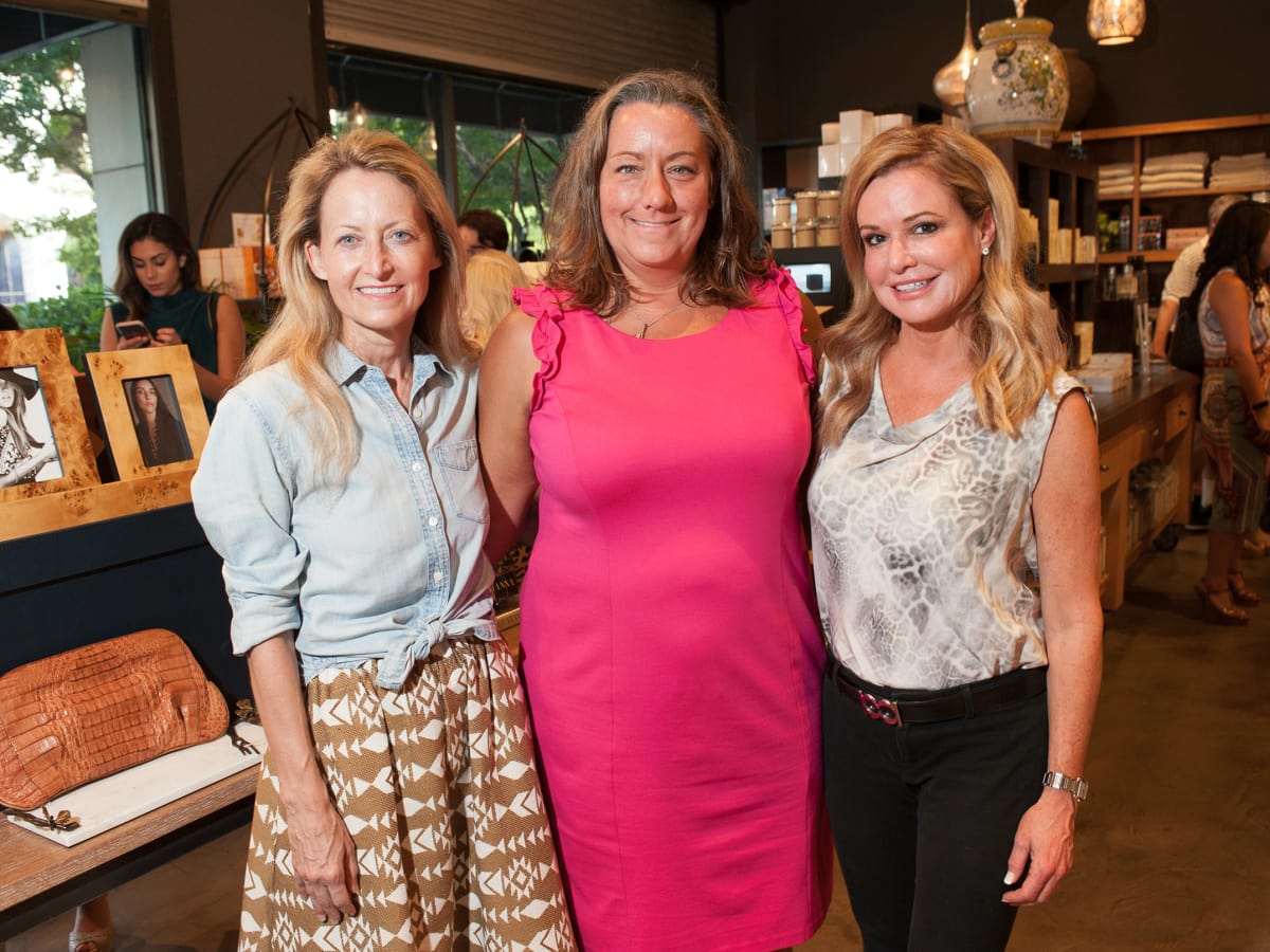 Lynn McBee, Sharon Jett, Holly Bock