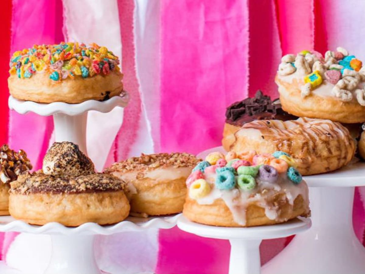 Fort Worth gourmet doughnut shop keeps Camp Bowie bakery space frosted