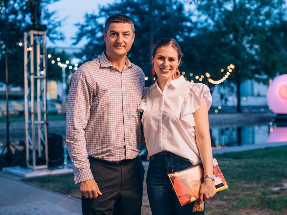 Mario Zambon, Erica Hoelscer