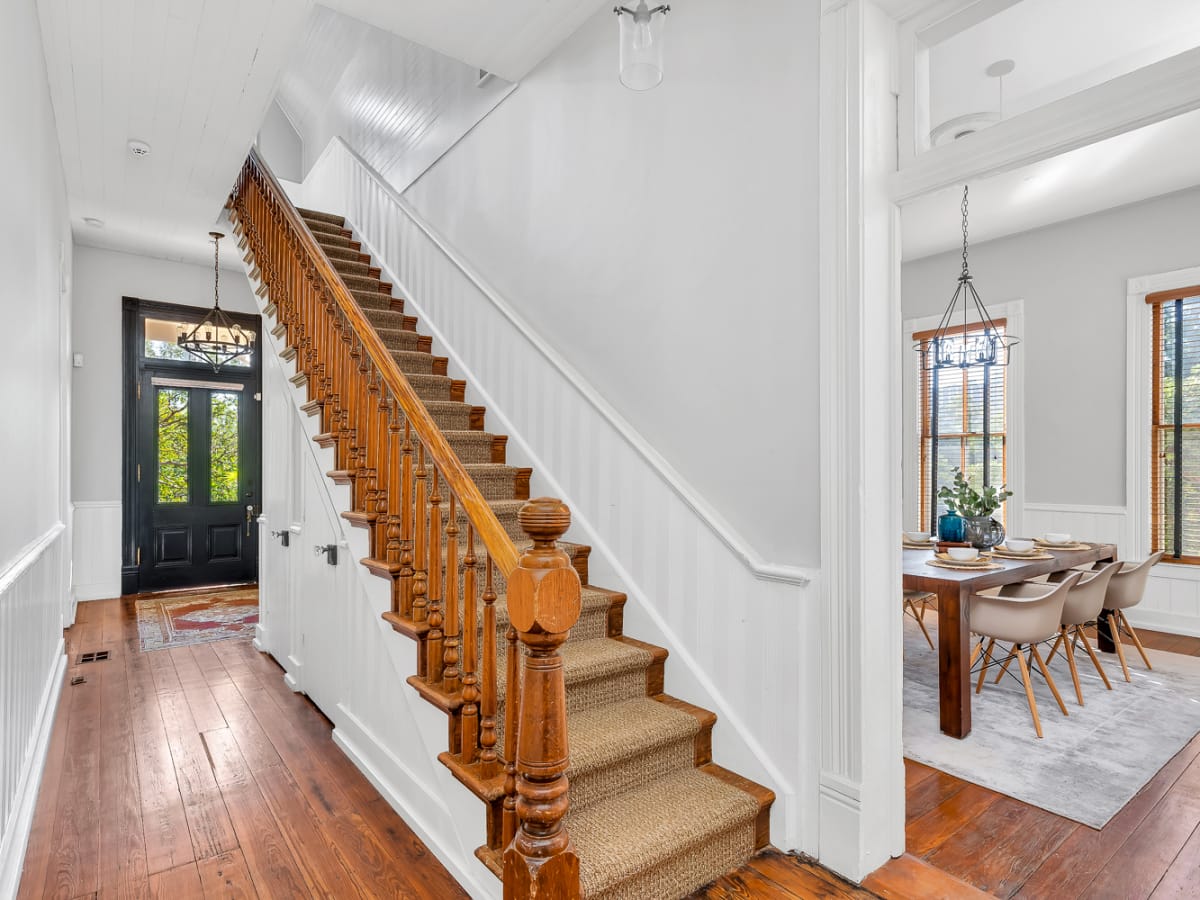 1110 East 8th Street