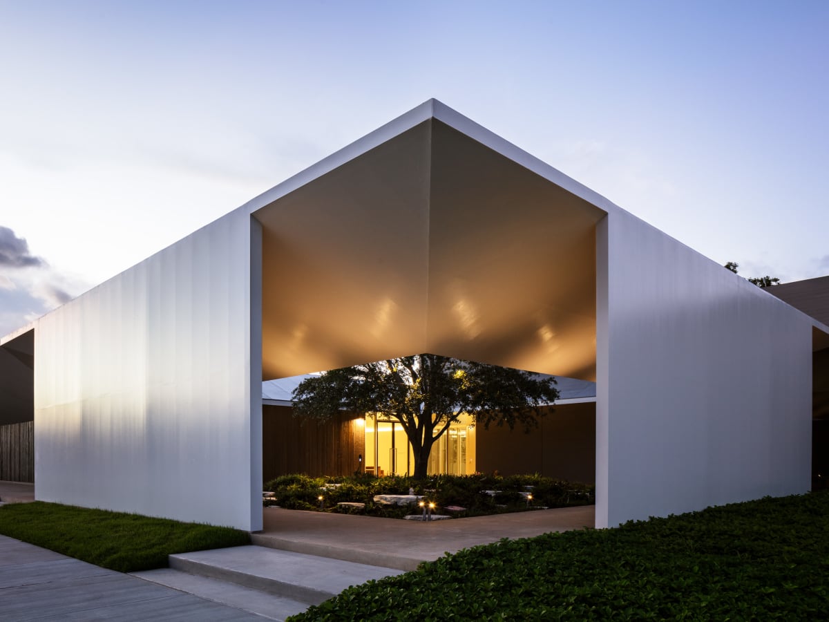 Menil Drawing Institute south side