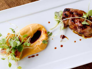 Austin Photo Set: News_Jessica Dupuy_where to eat april 2012_barely swine
