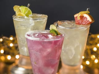 Cantino Laredo restaurant drinks Mexi-Mules 2015