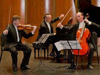 Montrose Trio