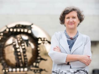 Helen Shenton