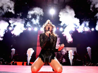 Taylor Swift at Club Nomadic