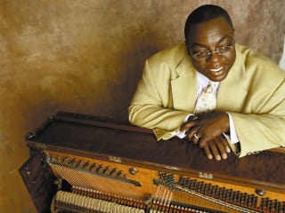 Cyrus Chestnut