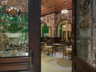1886 Cafe and Bakery