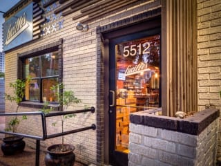 Lucille's Museum District exterior