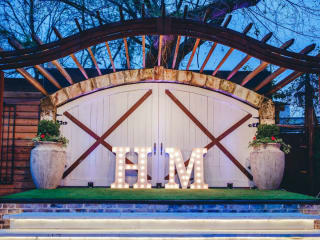 Hughes Manor