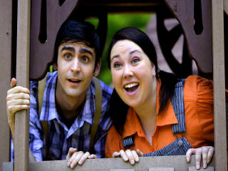 Jack (John Forgy) and Annie (Chaney Moore)