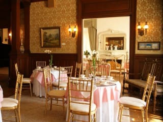 Dallas Woman's Forum Presents A Spring Tea