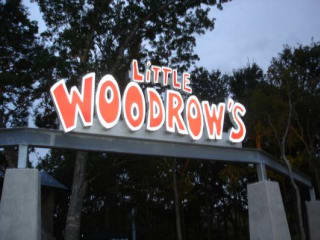 Little Woodrow's at Southpark Meadow's sign