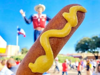 News_Texas_State_Fair_corny_dogs_corn dogs