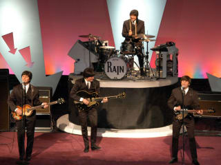 News_Rain_A Tribute to the Beatles_on stage