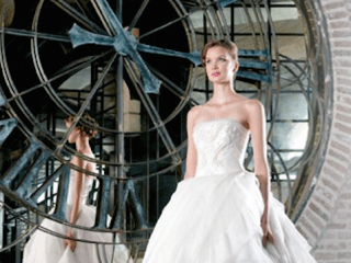 Modern Luxury Brides Houston hosts "Grandeur Evening of Bridal Luxury" benefiting Dress for Success Houston
