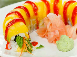 Sushi Zushi, veggie sushi roll