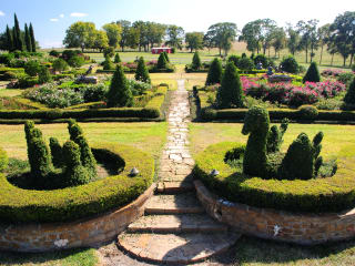 Chappell Hill Garden Club's "Wine Tasting and Garden Tour"