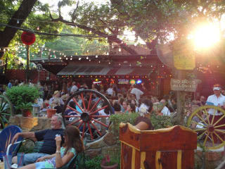 austin photo set: news_july_arden_unplugged at grove