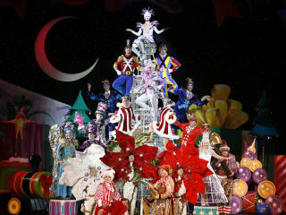 Cirque Dreams Holidaze