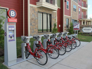 Houston Bike Share presents Gateway on Cullen BCycle Station Ribbon Cutting