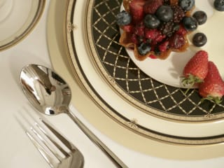 Places-Shopping-Bering's Royal Doulton china
