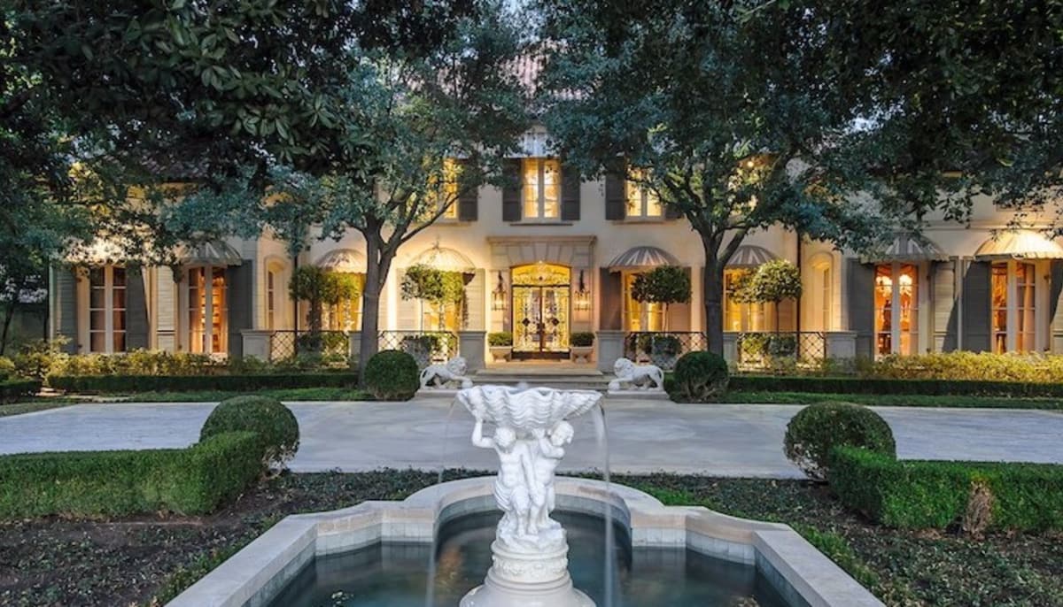 T. Boone Pickens sells Preston Hollow mansion listed at 6 million