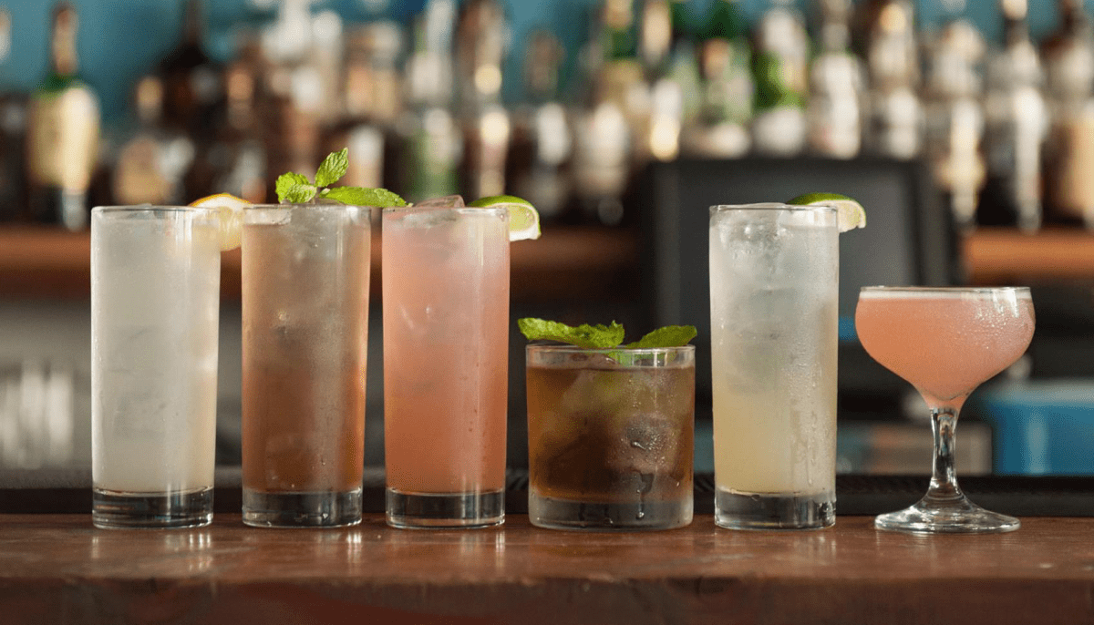 The 10 best bars in Fort Worth keep you sipping and tipping