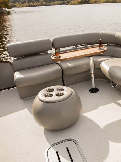 Boat Rugs & Carpet  Stylish Options for Outdoors or Indoors