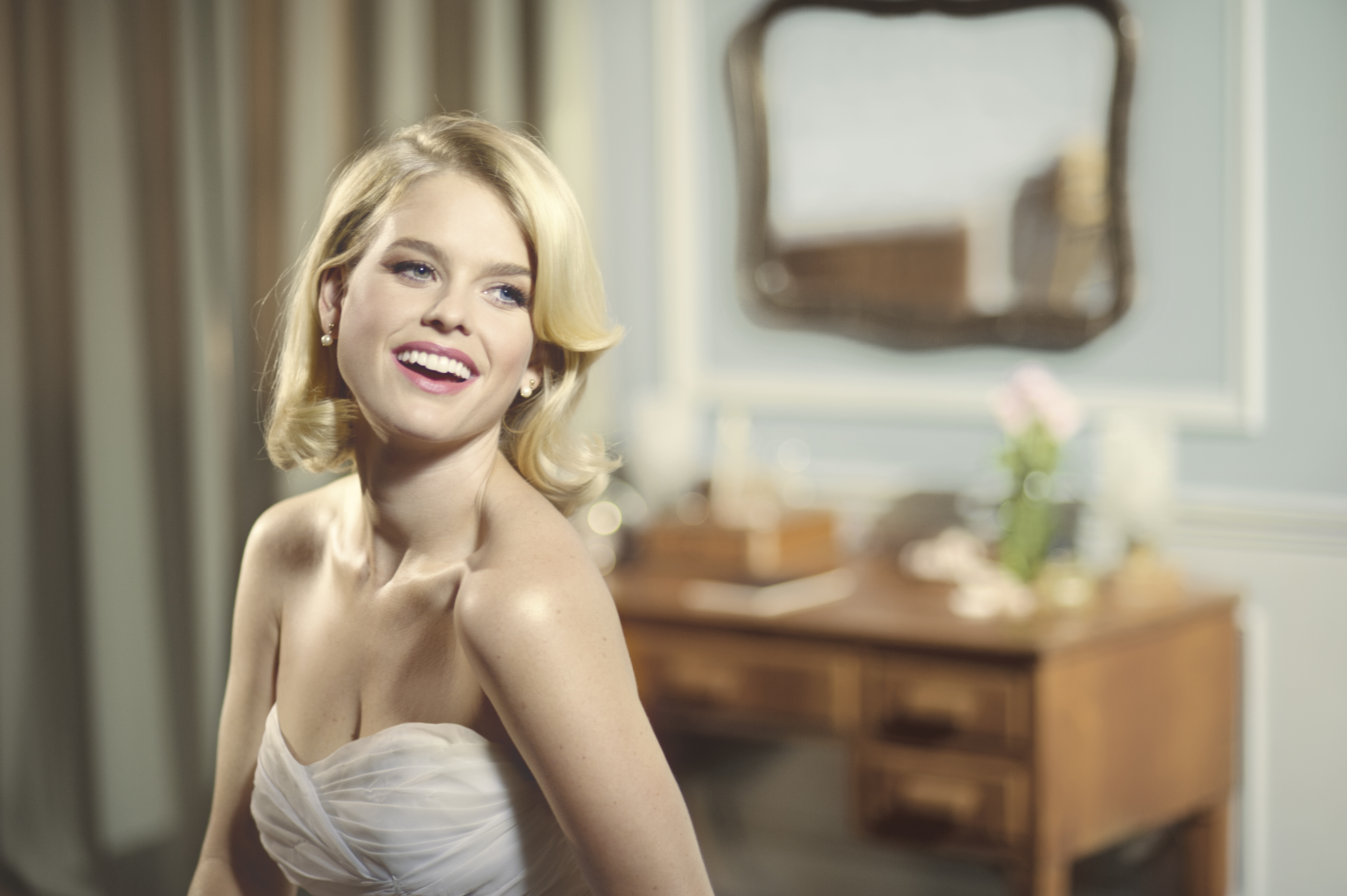 alice eve 18 alice eve