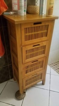 Meuble en bois à vendre