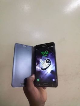 urgent J7 PRIME a VENDRE