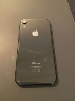 iPhone XR
