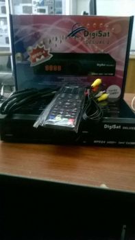 Décodeur TNT + son antenne