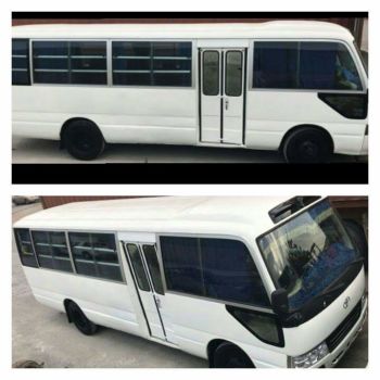 Bus 30 places