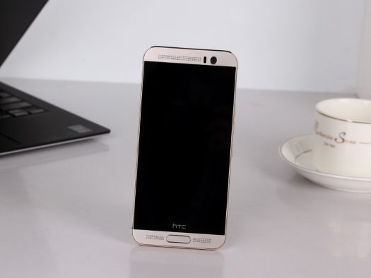 HTC M9+