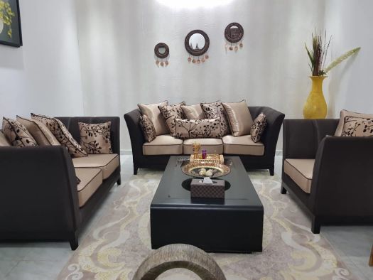 SALON A VENDRE