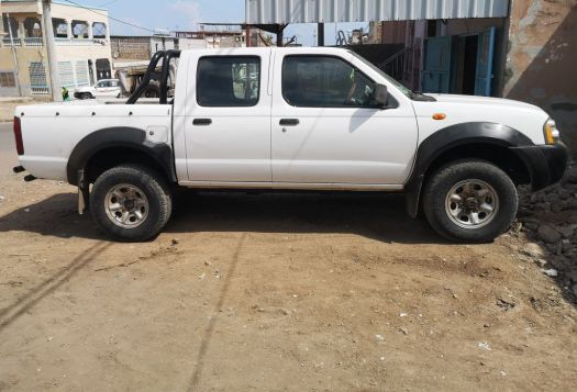 Nissan hardbody