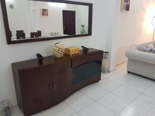 Buffet plus le miroir