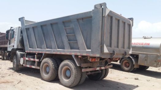 Camion benne iveco genlyon
