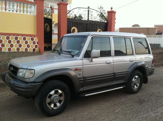 Voiture Hyundai Galloper 2