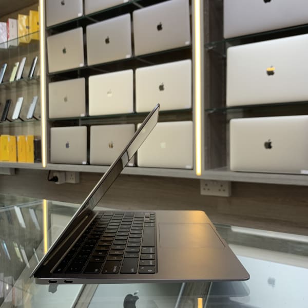 Apple MacBook Air 2020 (A2337) – M1 | 8GB | 256GB SSD | 13" | Space Gray image