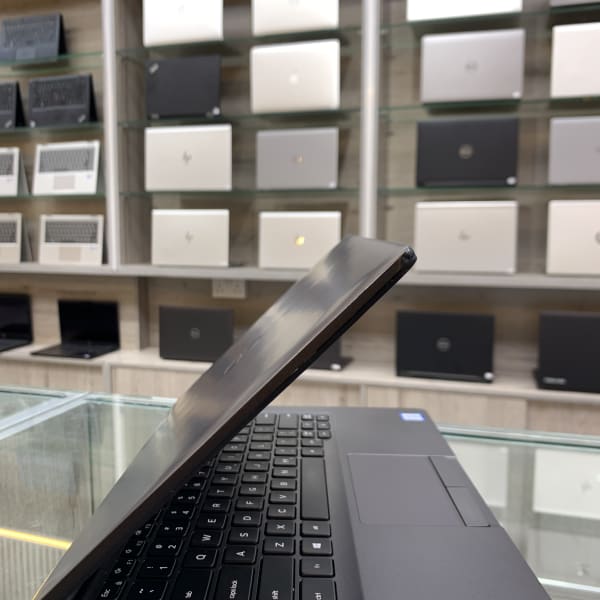 Dell Latitude 5300 | Intel Core i5 (8th Gen) | 8 GB RAM | 256 GB SSD | 13.3″ Touchscreen | Black image