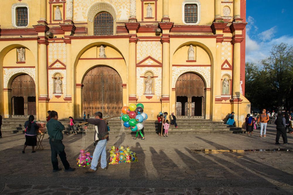 Exterior view of Cathedral of St. Christopher in San Cristóbal de las Casas, Mexico