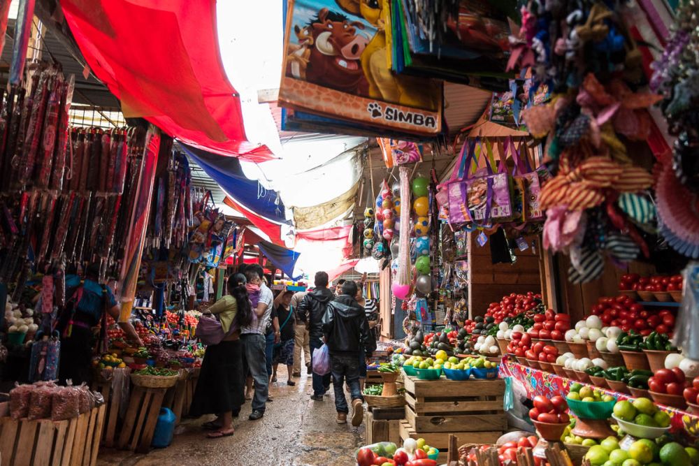 ______ market with stacked fruits and vegetables in San Cristóbal de las Casas, Mexico